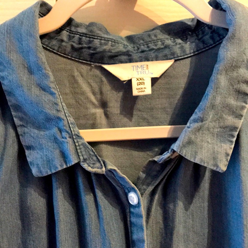 Time and Tru Denim Look Top Soft Like New Gently Loved FINAL SALE